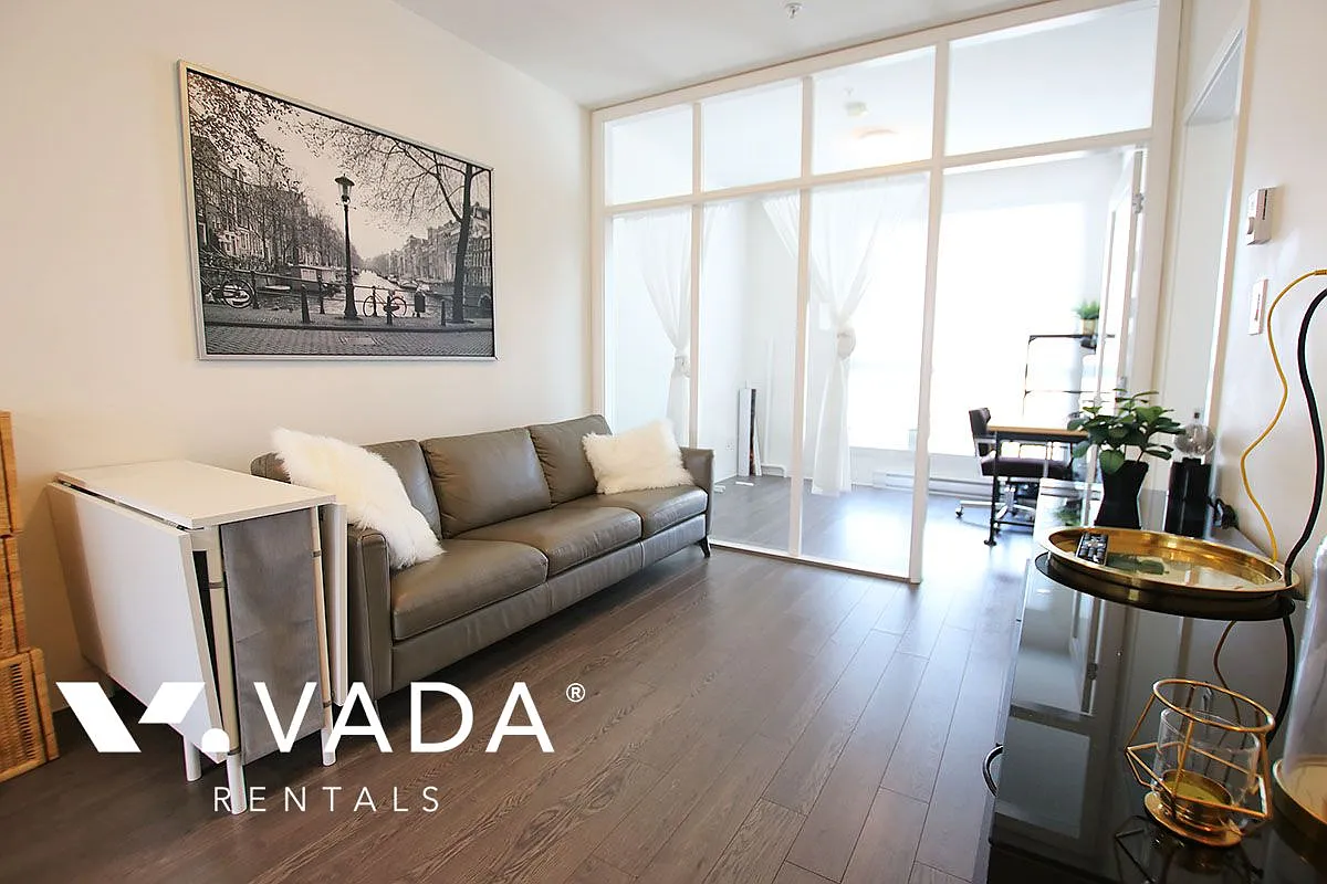 138 Hastings St E #501 photo 1