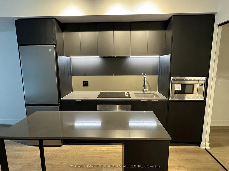 1 Jarvis St #319 — Photo 4