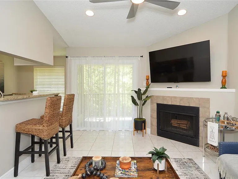 8752 Mallard Reserve Dr #203 — Photo 19