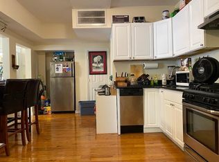 346 North St APT 4A, Boston, MA 02113