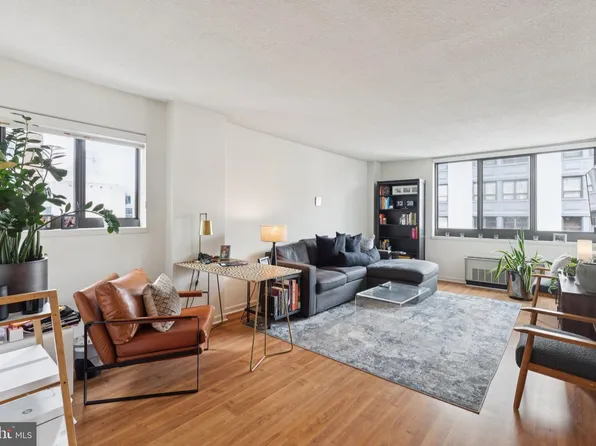 1420 Locust St APT 25E, Philadelphia, PA 19102