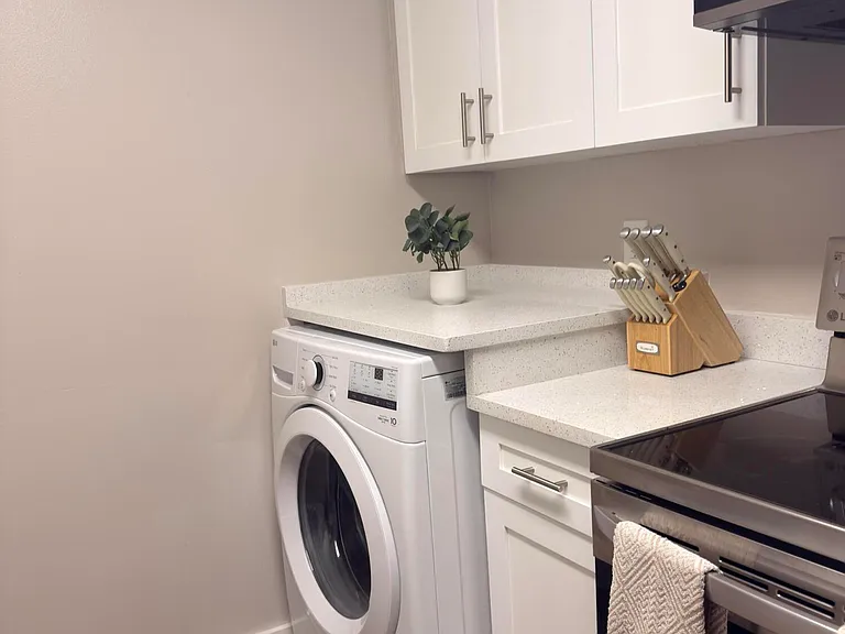 2060 Greenview Shores Blvd — Photo 16