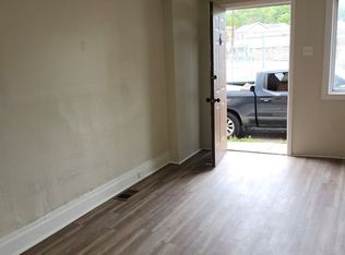 109 Harlem Ave, Mc Kees Rocks, PA 15136