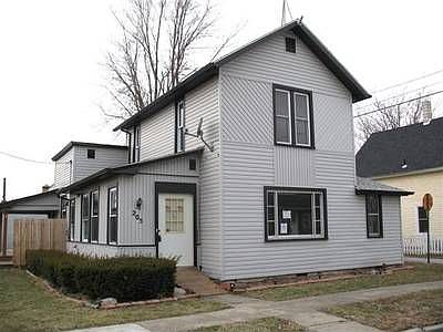 1st image of 205 N 3rd St
