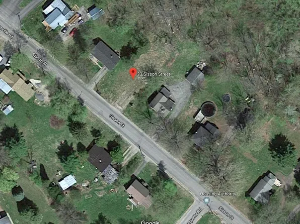 23 Sisson St, Potsdam, NY 13676