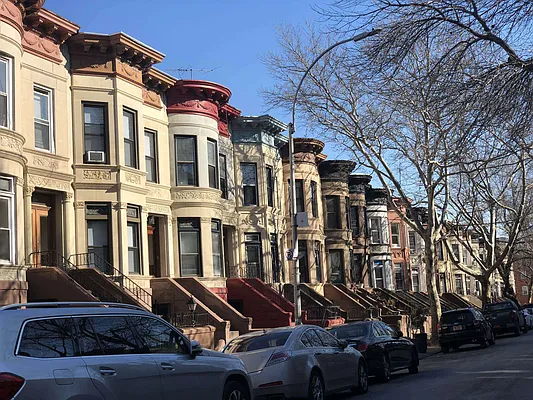 Rented by Lang Realty LLC | media 27