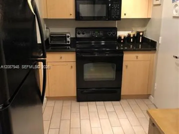 9195 Collins Ave, Miami Beach, FL
