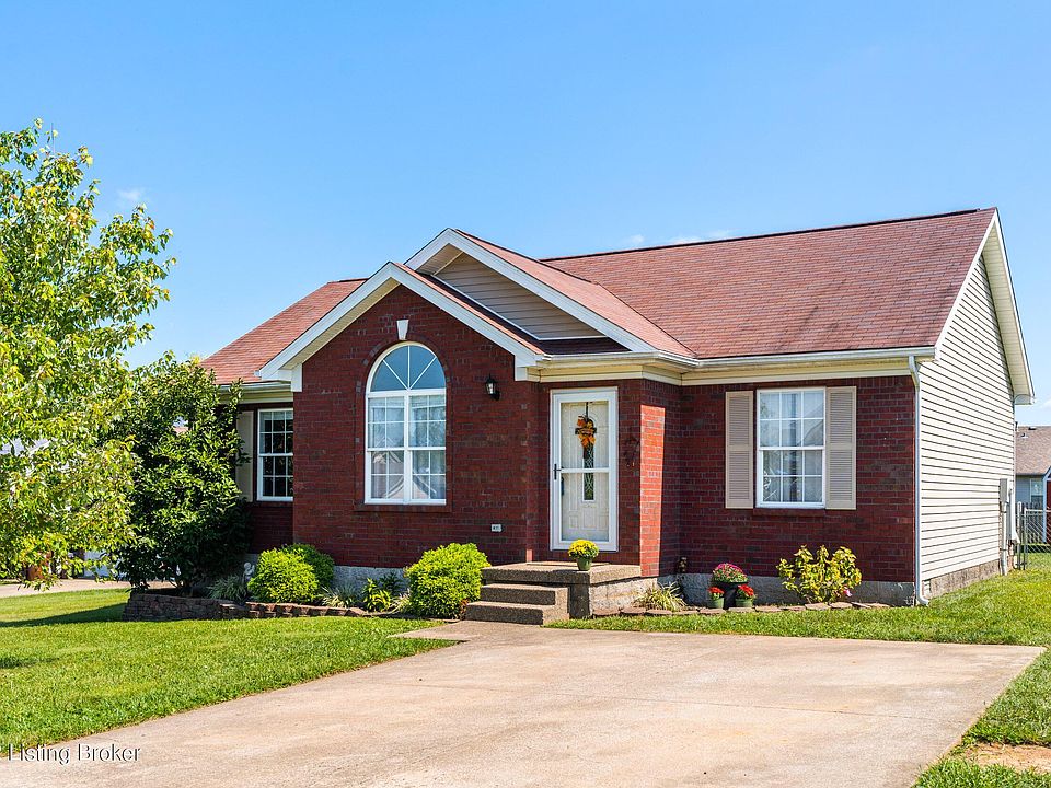1st image of 124 Stone Creek Ct