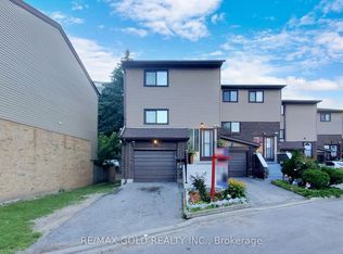 18 Carleton Pl #18, Brampton, ON L6T 3Z4