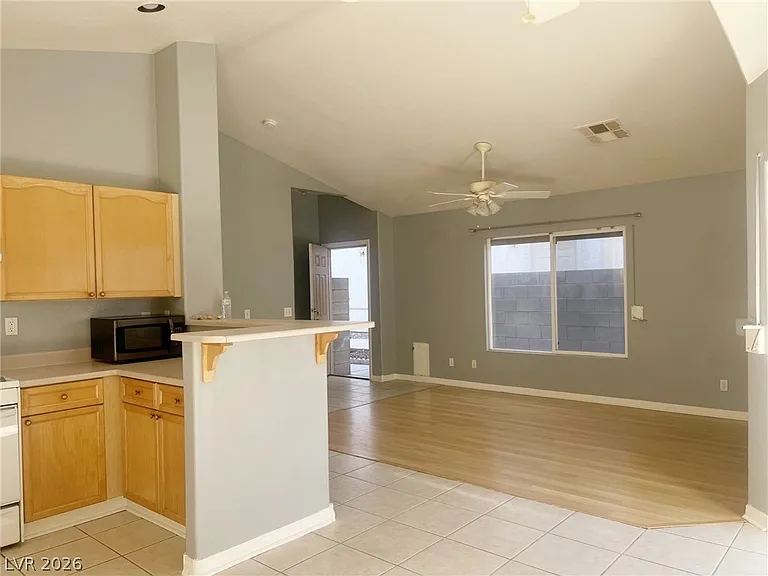 8444 Antique Cameo Ave — Photo 7
