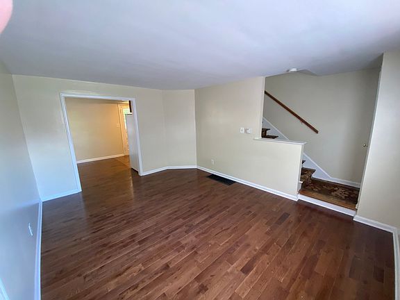 3rd image of 48 E Stafford Ave #1