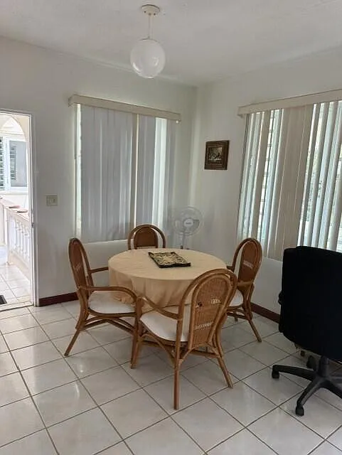 1 bed, 1200 sqft, $1,600 — Photo 4