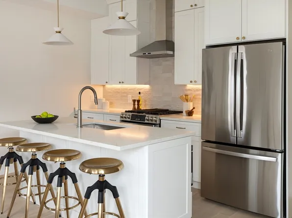 28 Swan Ave #1, Boston, MA 02128