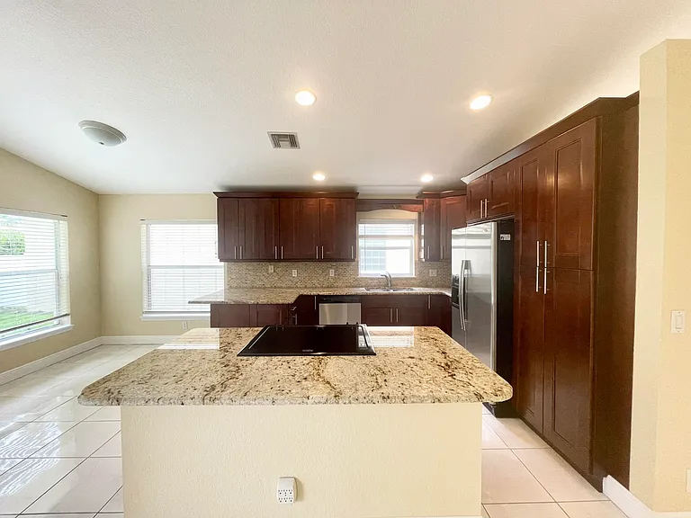 2425 Pigeon Cay — Photo 9