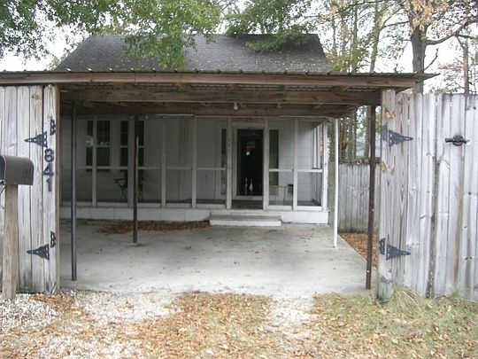 1st image of 841 Avenue E