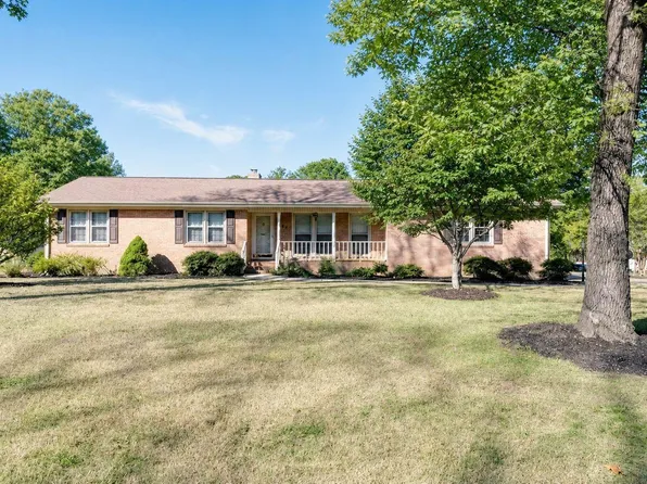 301 Brown Cir, Rolesville, NC 27571