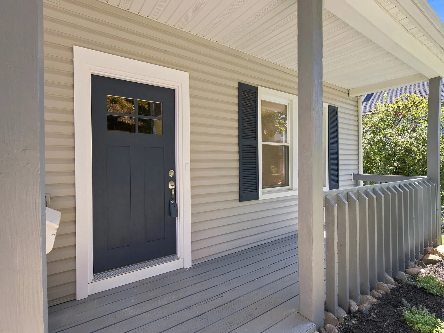 3 bed, 1.5 bath, 1400 sqft, $3,900 — Photo 4