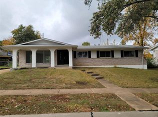 10243 Alpena Dr, Saint Louis, MO 63126