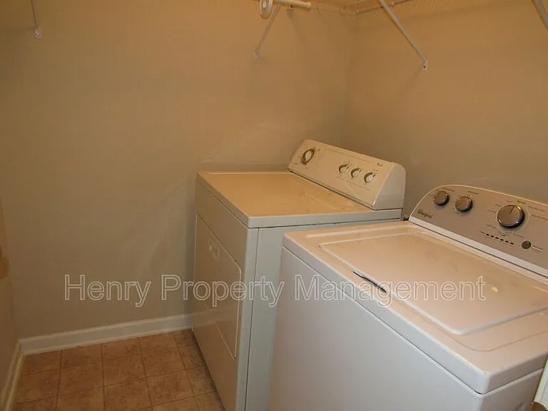 125 Kellerhis Dr — Photo 12