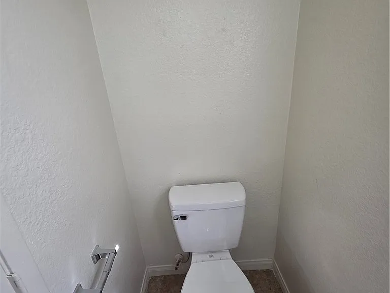 8829 Cornwall Glen Ave — Photo 68