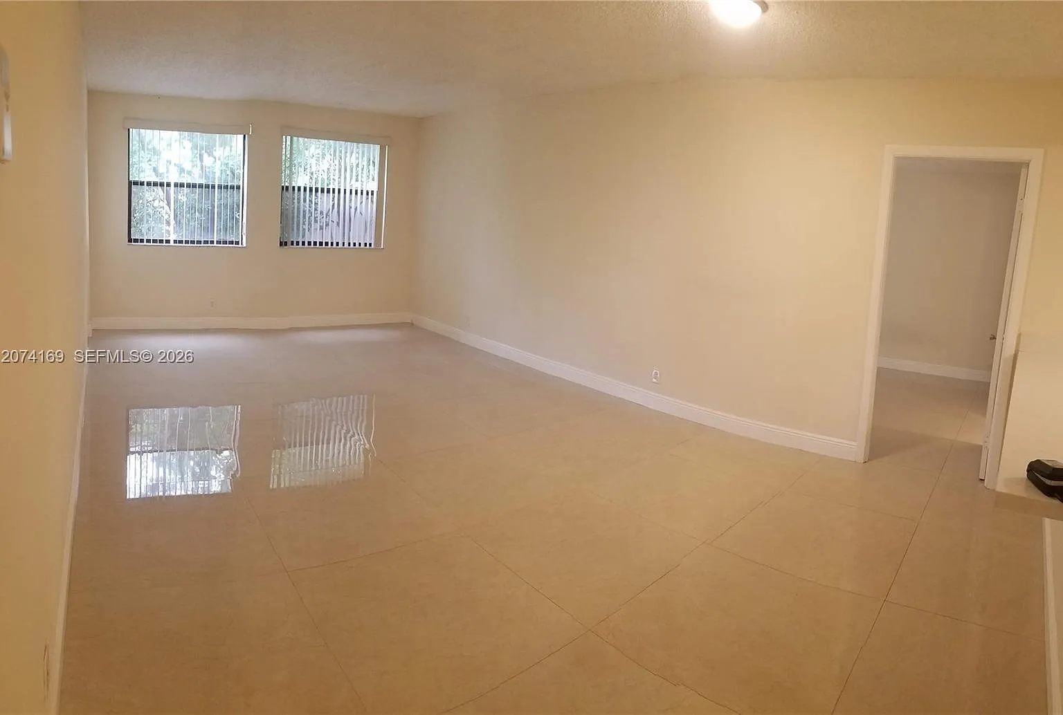 Las Vistas At Doral Condo — Photo 4
