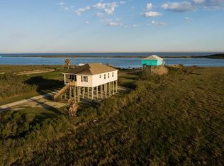 1271 Faggards Slip Rd, Pt Bolivar, TX 77650