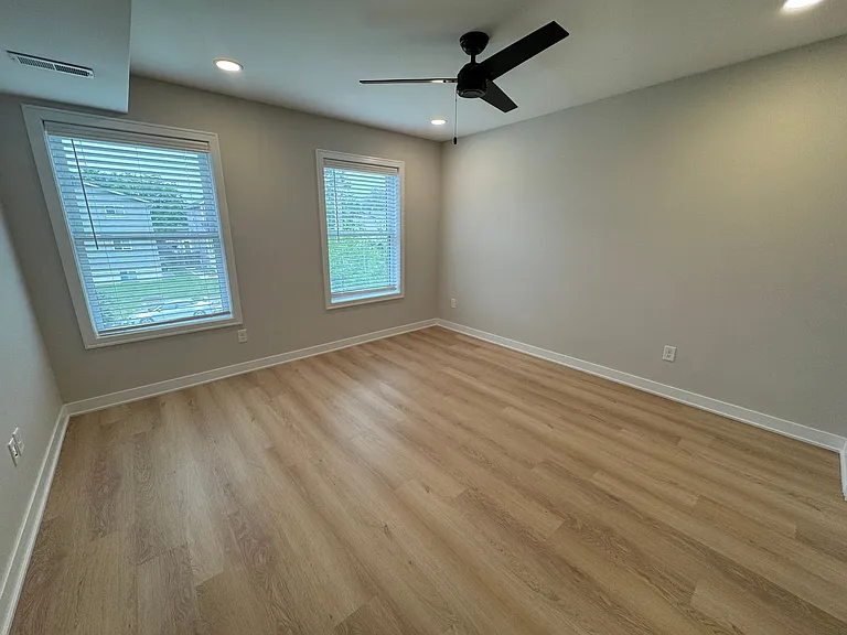 1234 & 1236 Summit St EMP — Photo 25