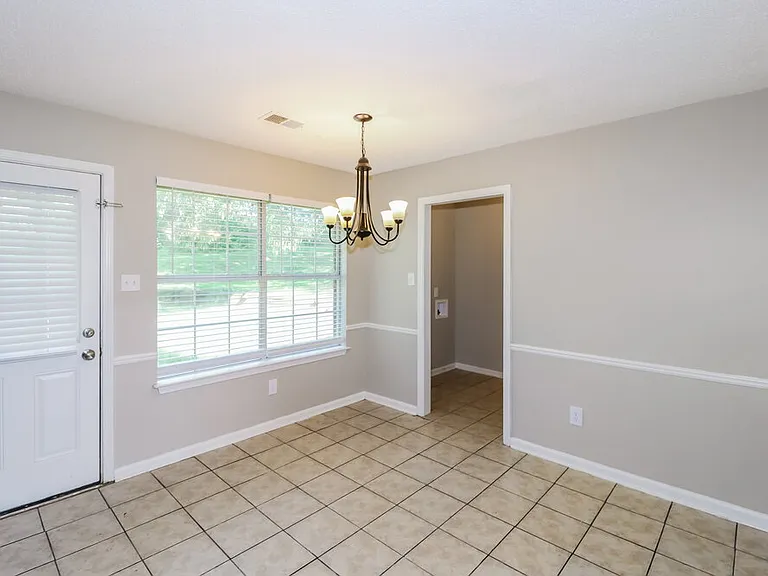 7444 Holly Grove Dr — Photo 7