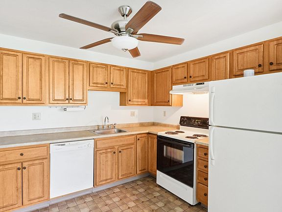 4th image of 486 Nashua Street #304