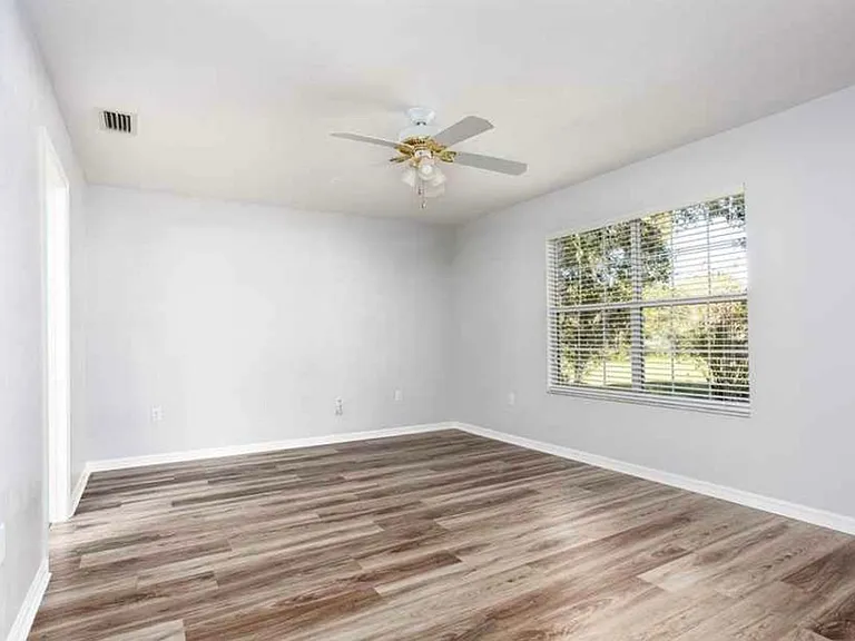 1029 NW 90th Dr — Photo 9