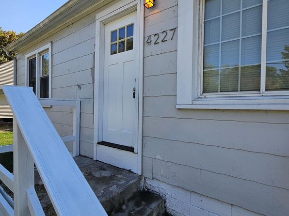 4227 Liverpool Rd, Lake Station, IN 46405