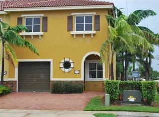 22107 SW 88th Path, Cutler Bay, FL 33190