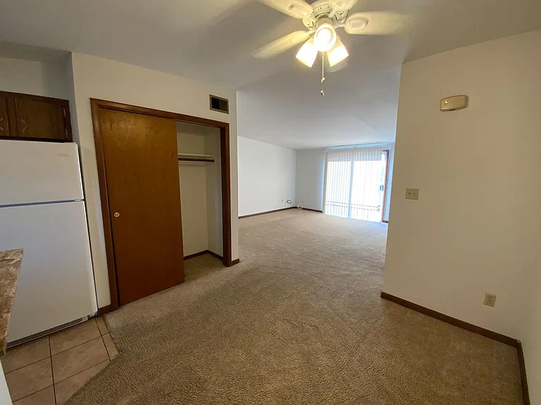 Library Place Apartments — Photo 19
