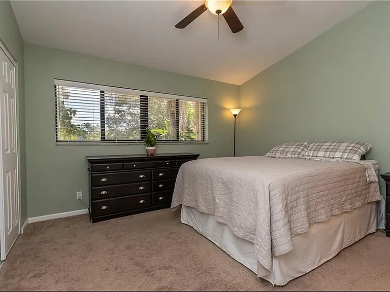 3062 S Oakland Forest Dr — Photo 6