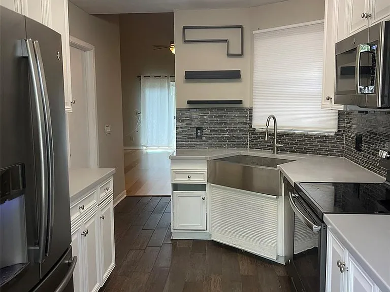 245 Alston Dr — Photo 5