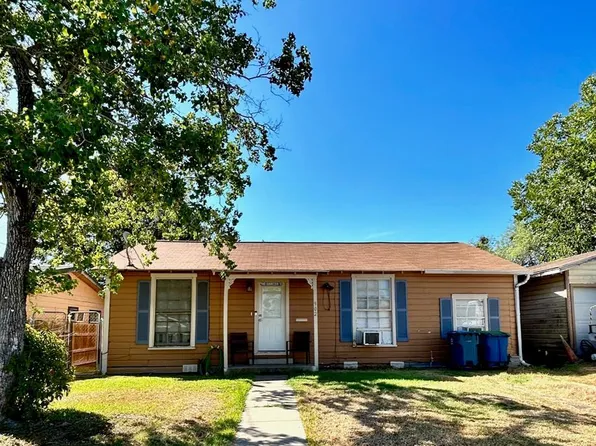 902 E Fannin, Beeville 78102