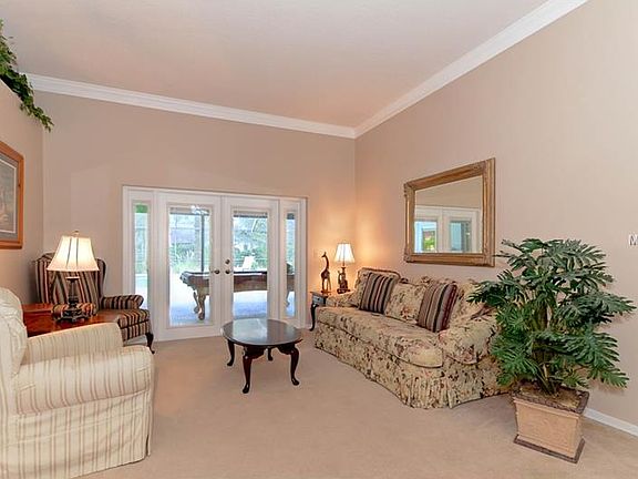 4th image of 3805 Harrogate Dr