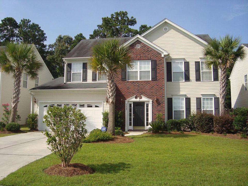 1st image of 3425 Kirkwall Dr