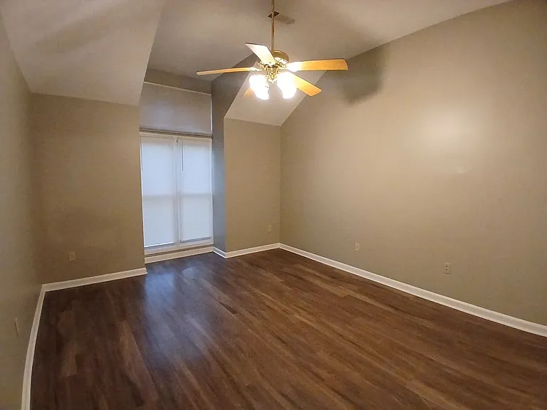 2689 Bay Pointe Cir N — Photo 5