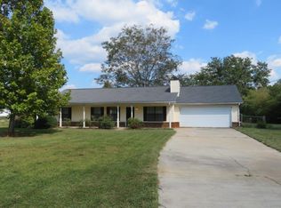 30 Oak Wood Ln, Covington, GA 30016