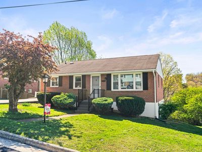 2204 Davis St, Staunton, VA, 24401