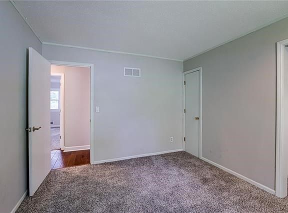 5th image of 6845 Lakeshore Dr