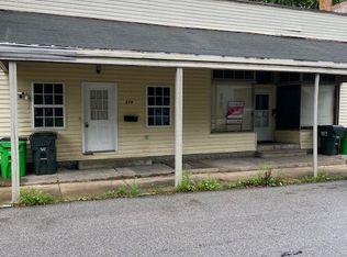 115-117 W Oak St, Orrville, OH