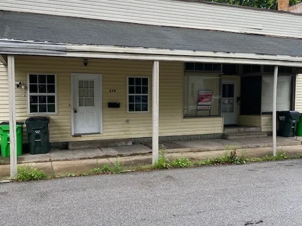 115-117 W Oak St, Orrville, OH 44667