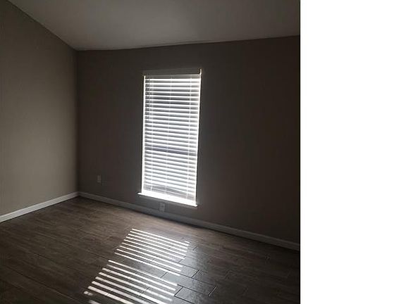 4th image of 8723 Village Of Fondren Dr