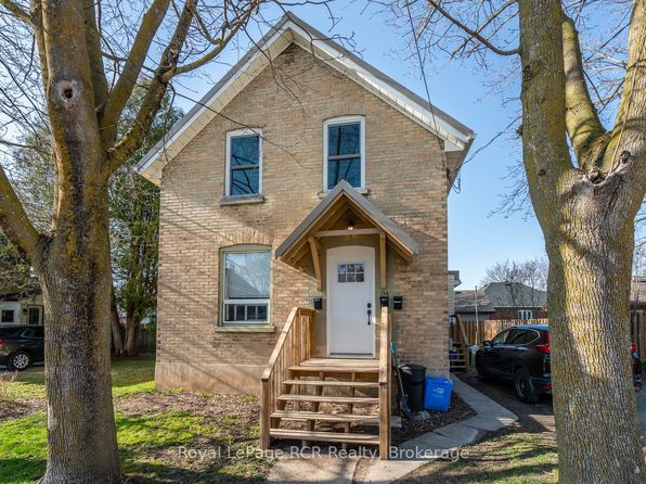134 9th St, Hanover, ON N4N 1K6