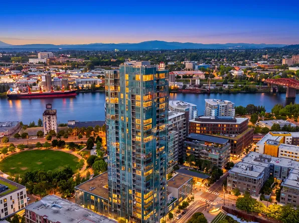 1075 NW Northrup St Unit 2015, Portland, OR 97209