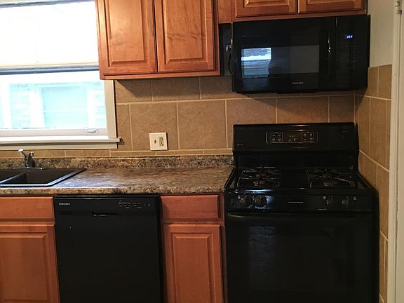 5th image of 14302 S Tracy Ave