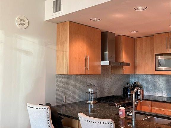 3rd image of 300 Bowie St APT 1902