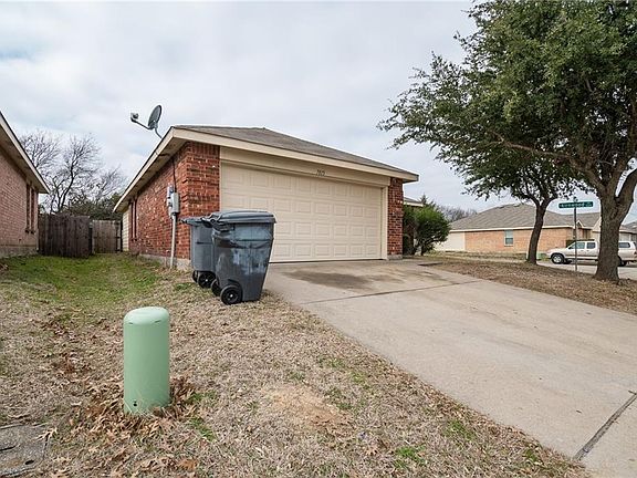 3rd image of 7815 Buford Dr